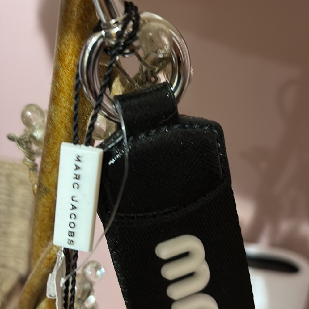 Marc Jacobs Black and White wristlet key strap - Picture 3 of 6